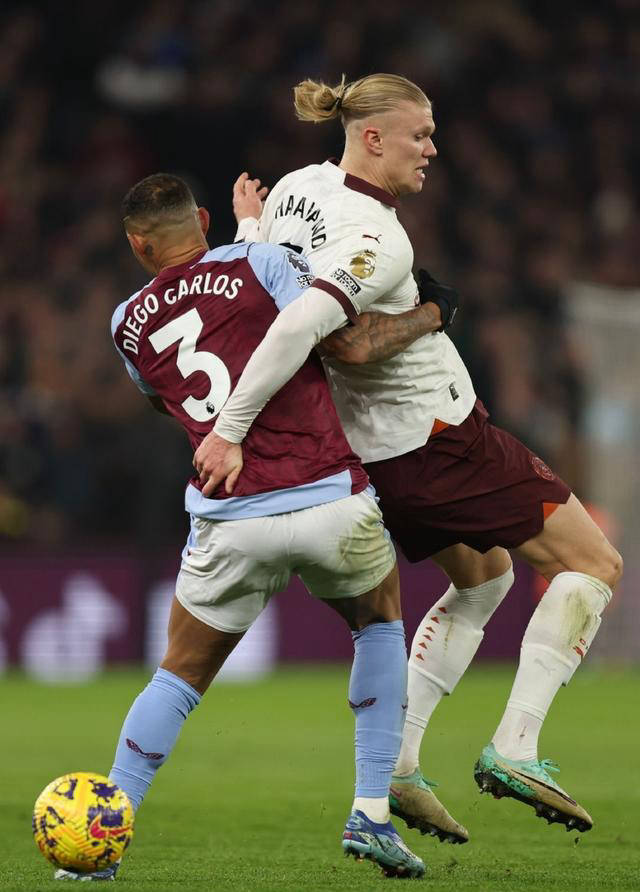 曼城遭逢重大失利,欧冠梦破碎 曼城遭逢重大失利,欧冠梦破碎