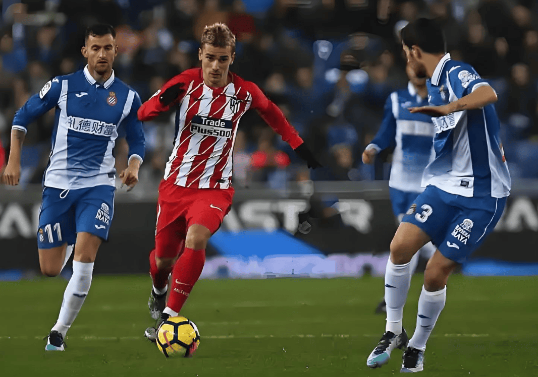 开云体育中国-勒沃库森主力前锋状态低迷，球队失分不断的简单介绍