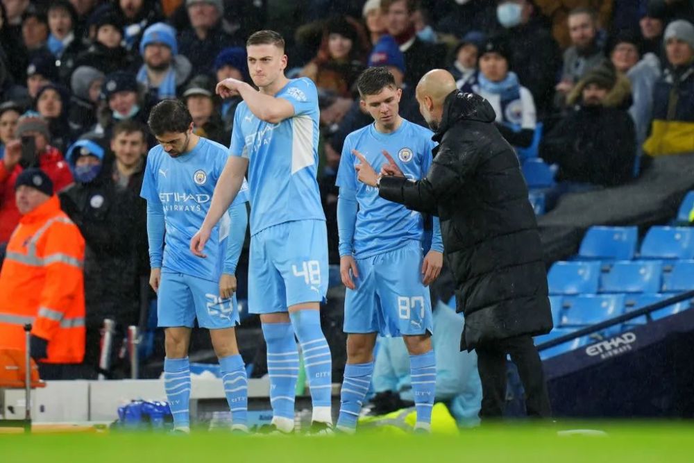 曼城旗开得胜,创造出色得分佳绩稳操胜券的简单介绍 曼城旗开得胜,创造出色得分佳绩稳操胜券的简单介绍