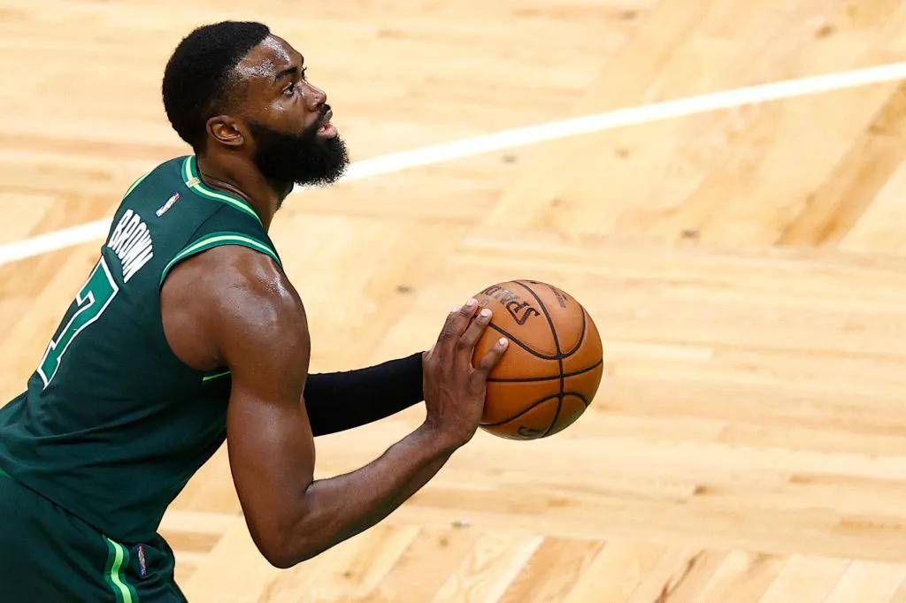 开云体育app-下赛季肆虐遭受挑战，投篮命中率关键