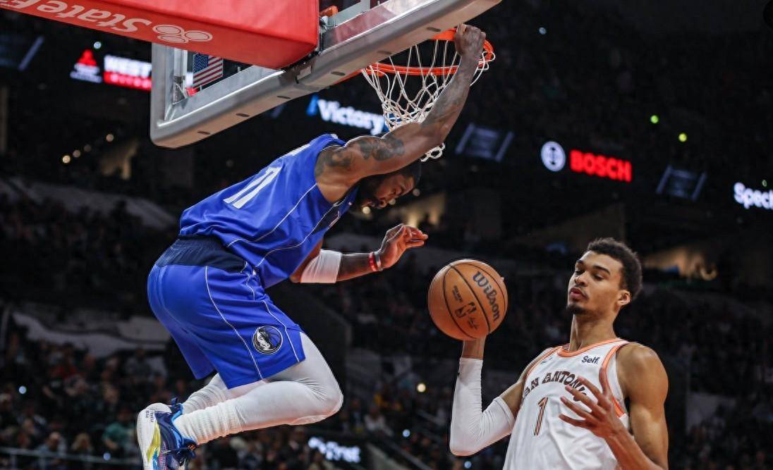 篮网轻取国王，欧文点燃赛场